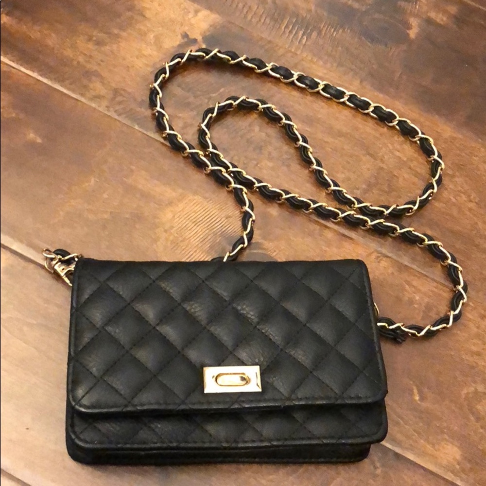 NWOT 🎈Quilted black wallet crossbody purse clutch